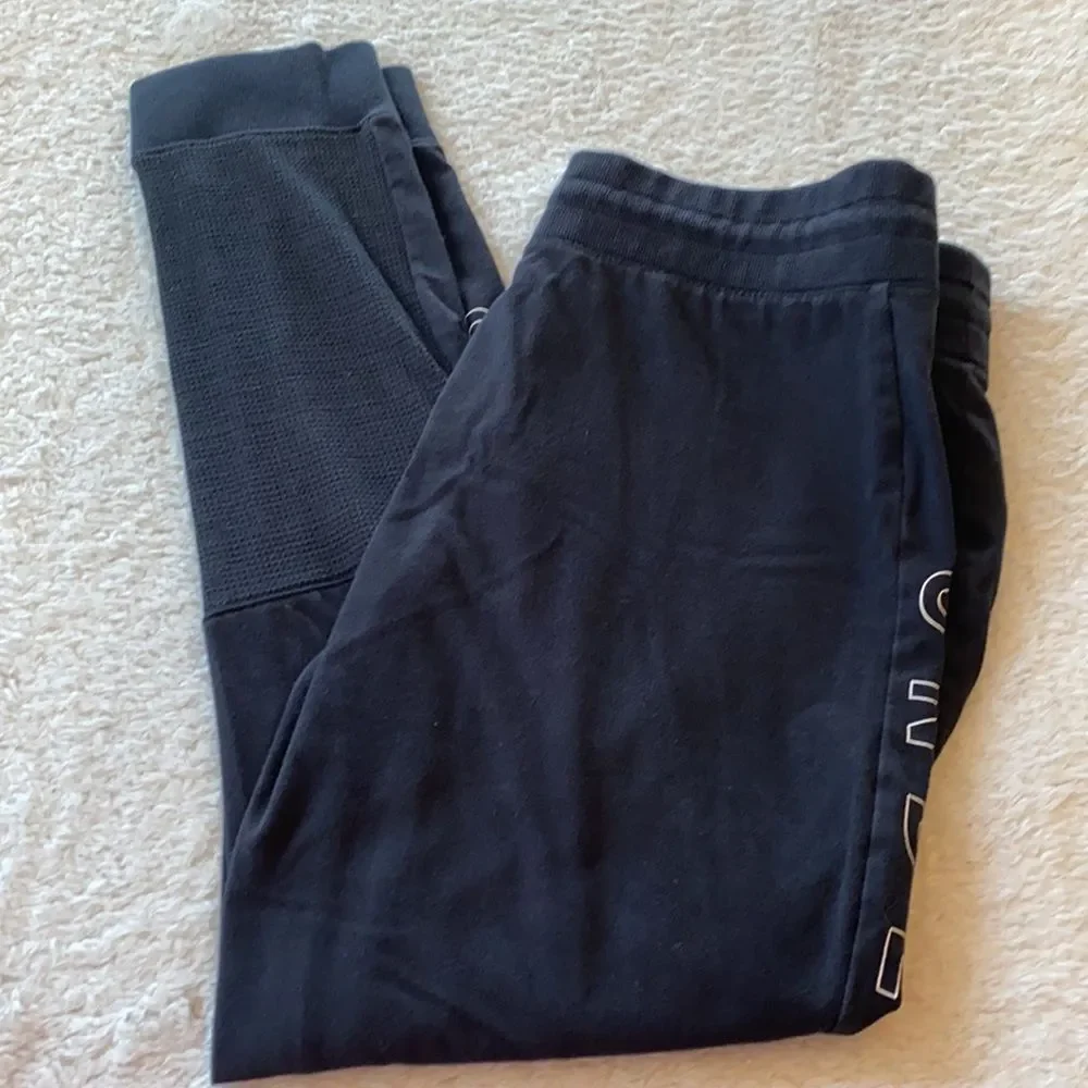 Under Armour UA fitted black joggers size large - Picture 2 of 9